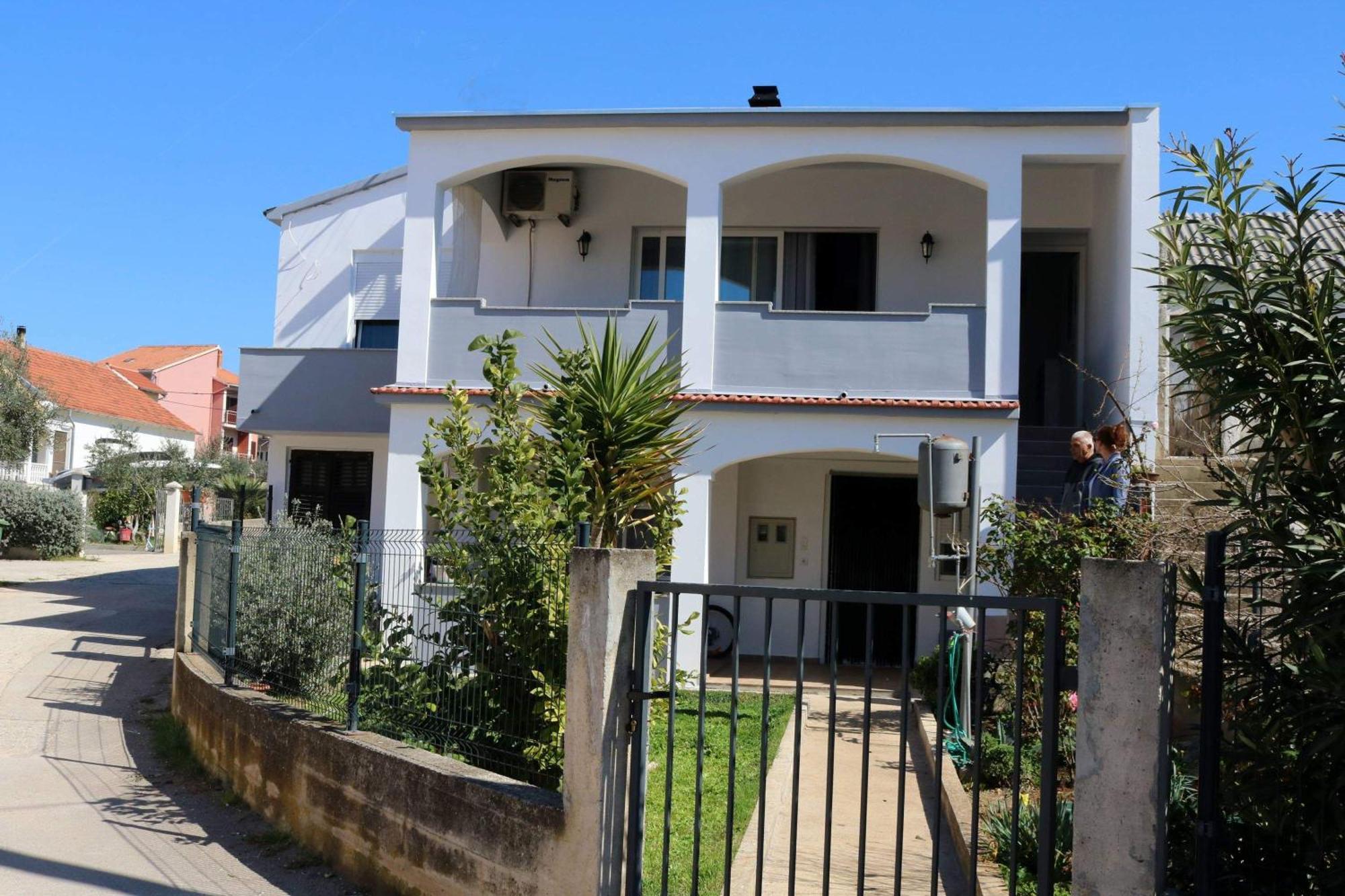 Apartment Flowers Bibinje Exterior foto